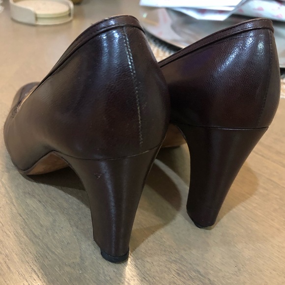 VINTAGE 1970s GUCCI Designer Luxury Italian Charm Mahogany Leather Heel Pumps - Picture 7 of 15